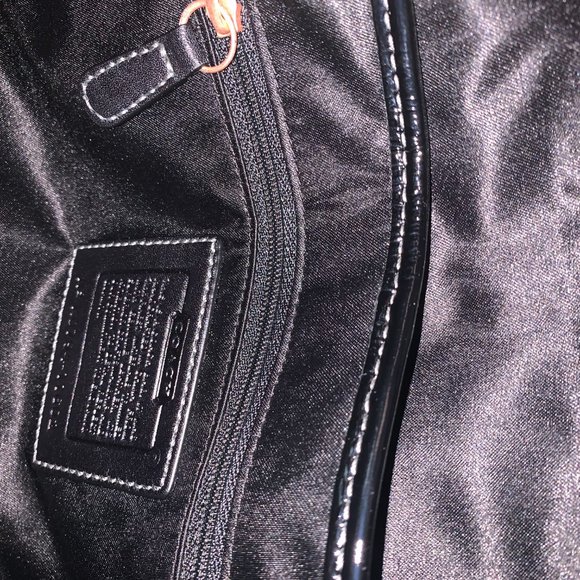 Coach Signature Classic Flap Hobo Bag - Picture 5 of 6